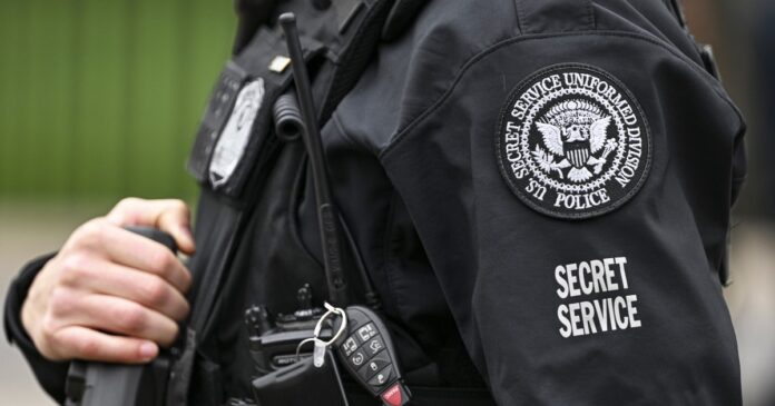 Law enforcement shoots and kills man at Mar-a-Lago, Secret Service says