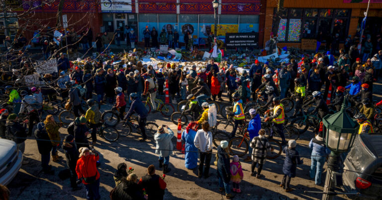 Trump's immigration operation divides Minnesota: From the Politics Desk